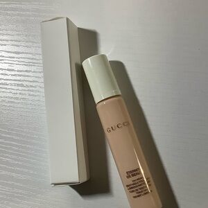Gucci Sérum De Beauté Foundation - Cream Fair 134C
